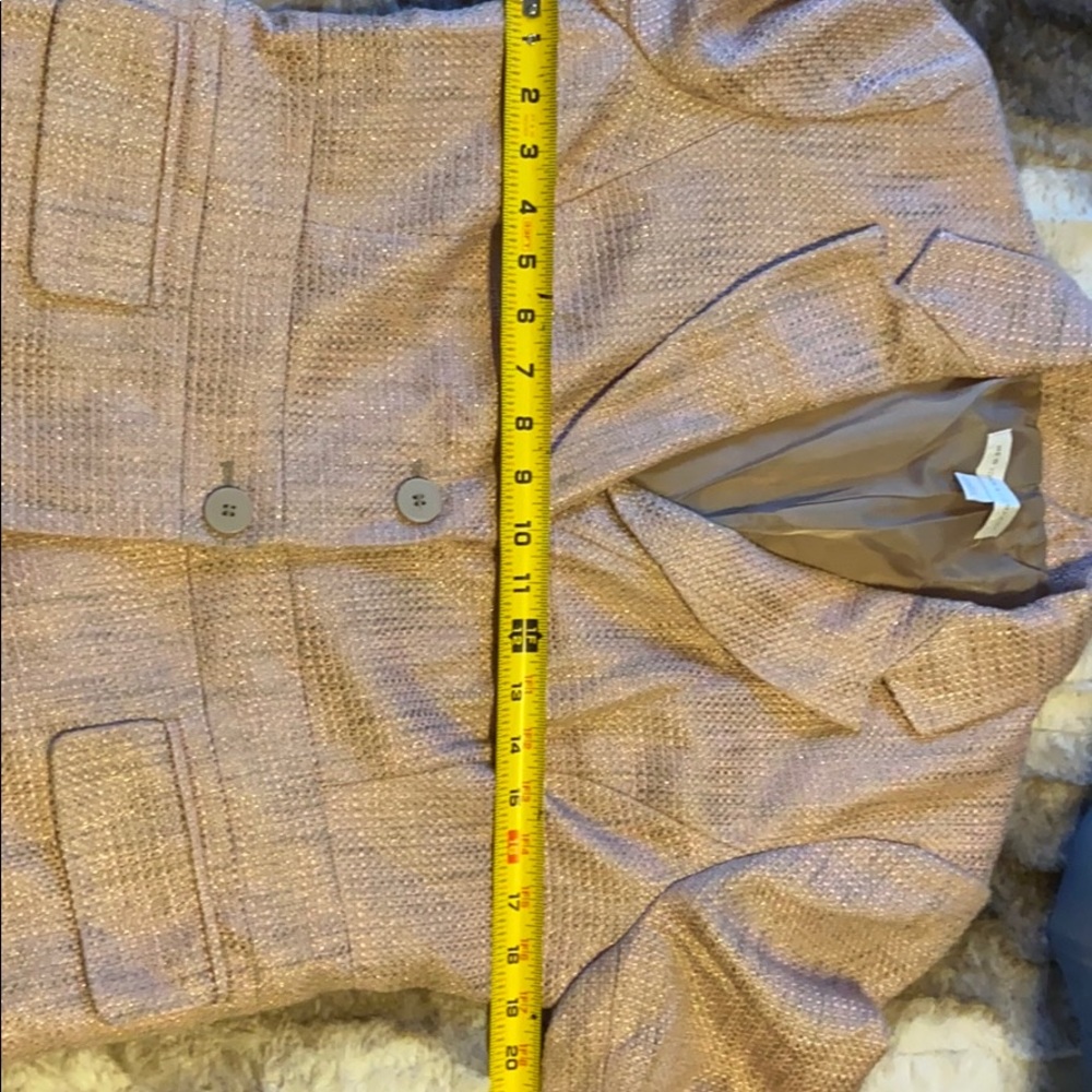 Blazer - Picture 7 of 7